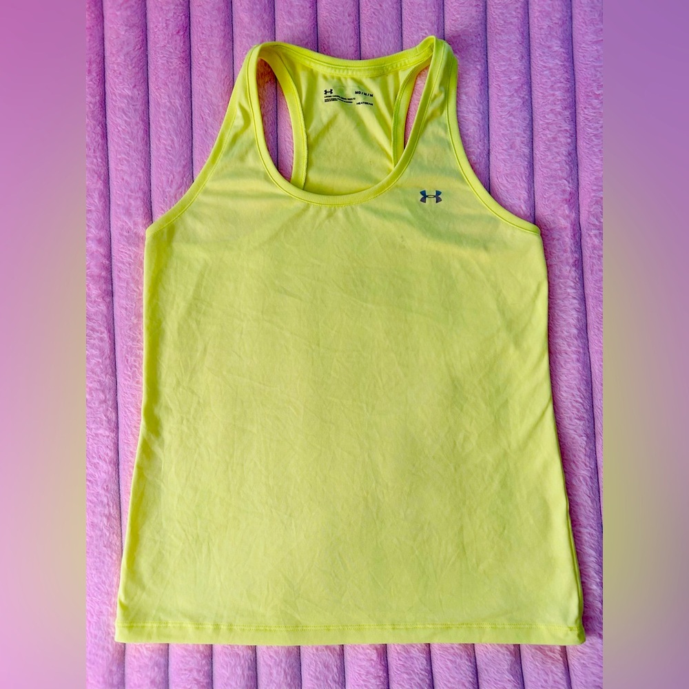 Heat gear under armour medium work out tee